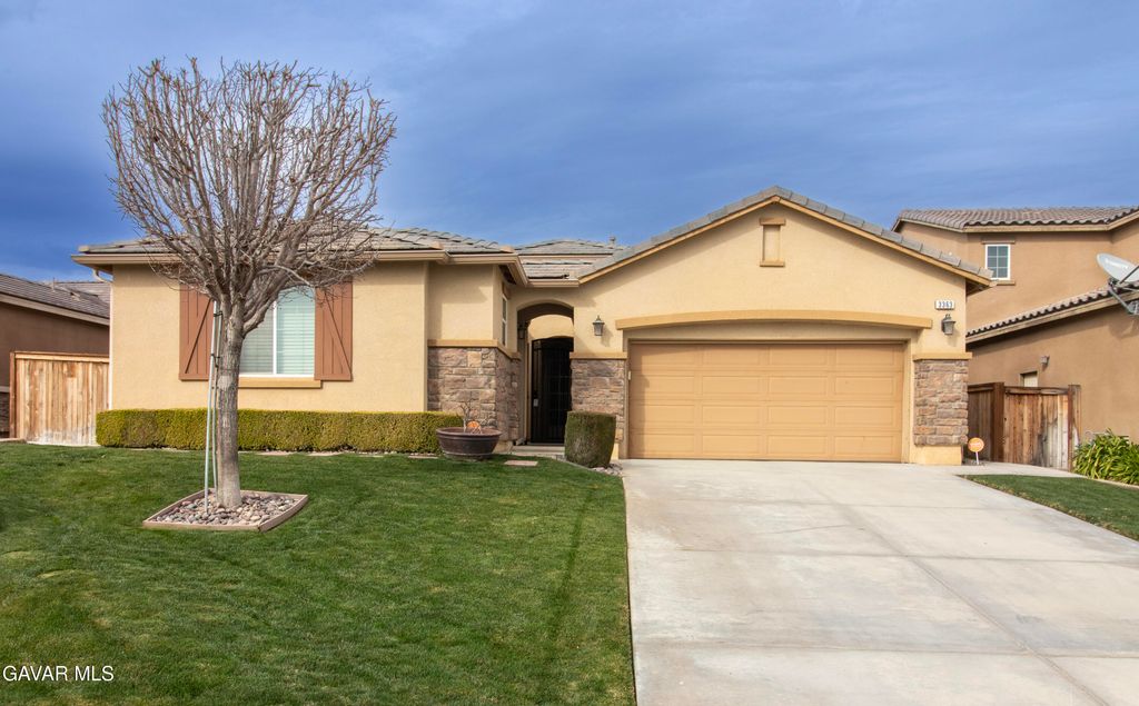 3363 Leopard Court, Rosamond, CA 93560