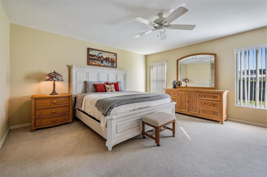 Image 9 of property listing at 1211 ALMONDWOOD DRIVE, Trinity, FL 34655