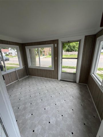 1127 N Martin Luther King Jr. Boulevard, Lansing, MI 48915
