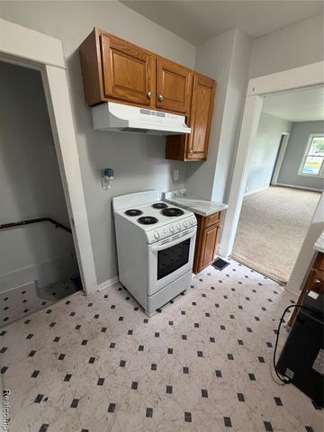 1127 N Martin Luther King Jr. Boulevard, Lansing, MI 48915