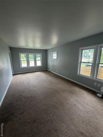 1127 N Martin Luther King Jr. Boulevard, Lansing, MI 48915