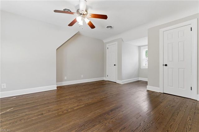 1049 N Lexan CRES, Norfolk, VA 23508