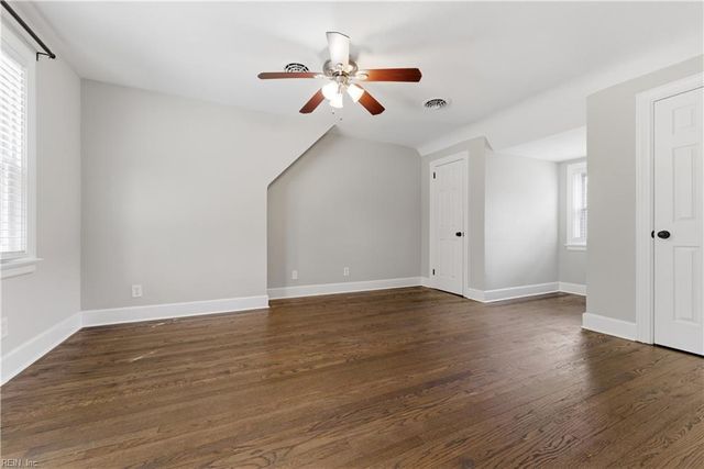 1049 N Lexan CRES, Norfolk, VA 23508