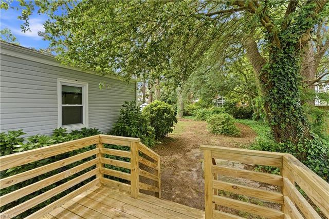 1049 N Lexan CRES, Norfolk, VA 23508