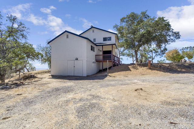 41070 Lilley Mountain Drive, Coarsegold, CA 93614