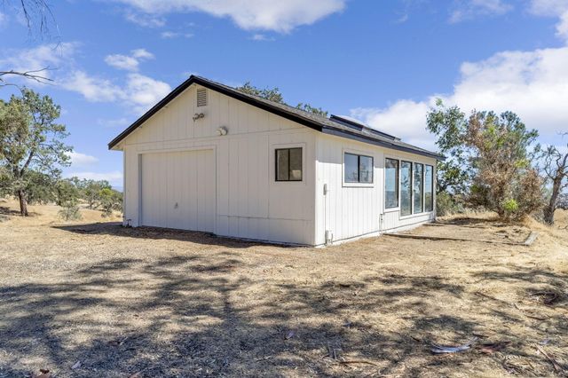 41070 Lilley Mountain Drive, Coarsegold, CA 93614