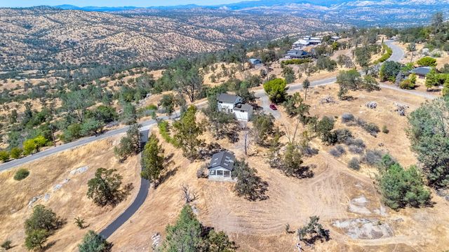 41070 Lilley Mountain Drive, Coarsegold, CA 93614