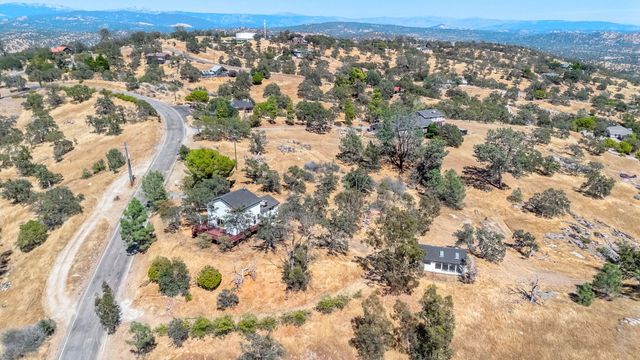 41070 Lilley Mountain Drive, Coarsegold, CA 93614