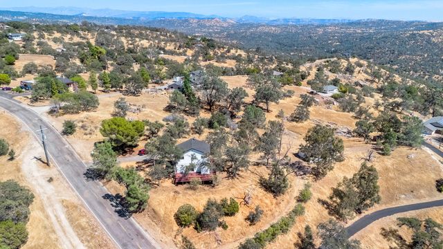 41070 Lilley Mountain Drive, Coarsegold, CA 93614