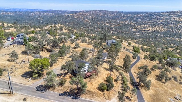 41070 Lilley Mountain Drive, Coarsegold, CA 93614