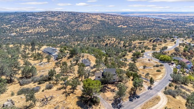 41070 Lilley Mountain Drive, Coarsegold, CA 93614