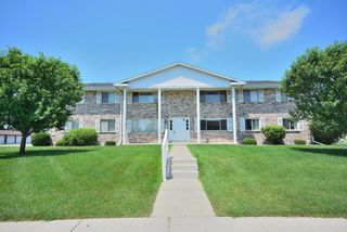 10464 W Whitnall Edge DRIVE #203, Franklin, WI 53132