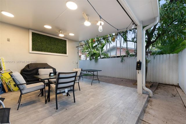 1620 SW 19th St 1620, Miami, FL 33145