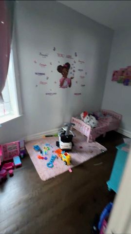 822 N Lawndale Avenue, Chicago, IL 60651