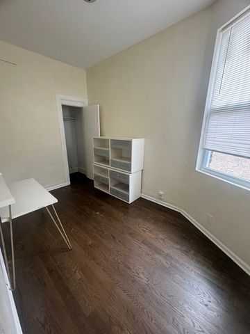 822 N Lawndale Avenue, Chicago, IL 60651