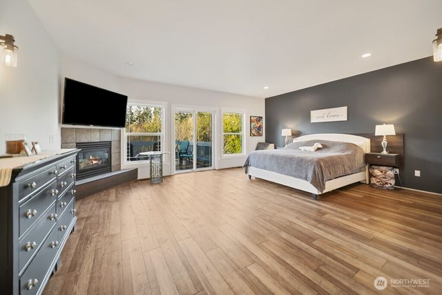 6401 Buckshot Place NW, Seabeck, WA 98380