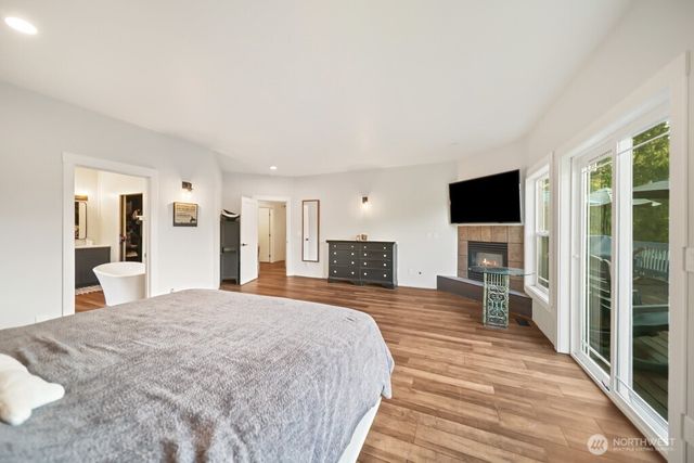 6401 Buckshot Place NW, Seabeck, WA 98380