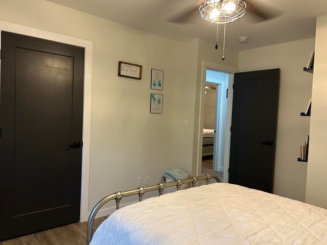 507 E Sunset Street, Stockton, MO 65785