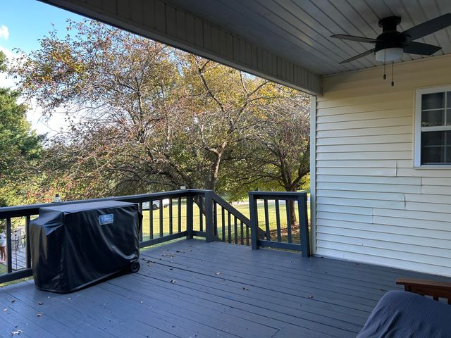 507 E Sunset Street, Stockton, MO 65785