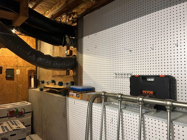 507 E Sunset Street, Stockton, MO 65785