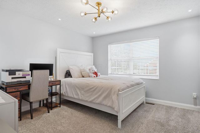 7909 Thornfield Lane, 41, Columbus, OH 43235