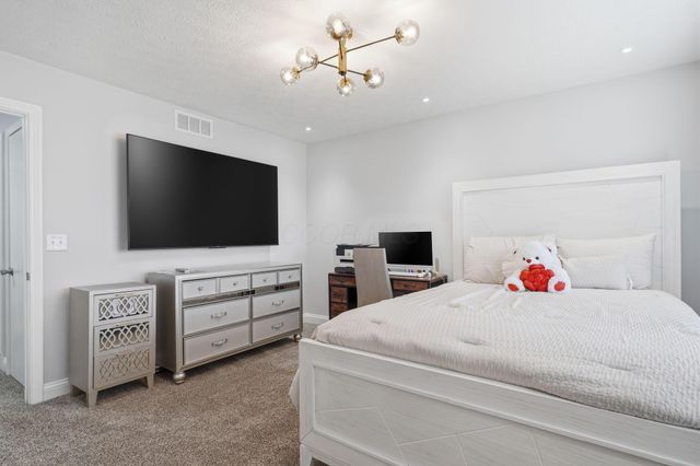 7909 Thornfield Lane, 41, Columbus, OH 43235