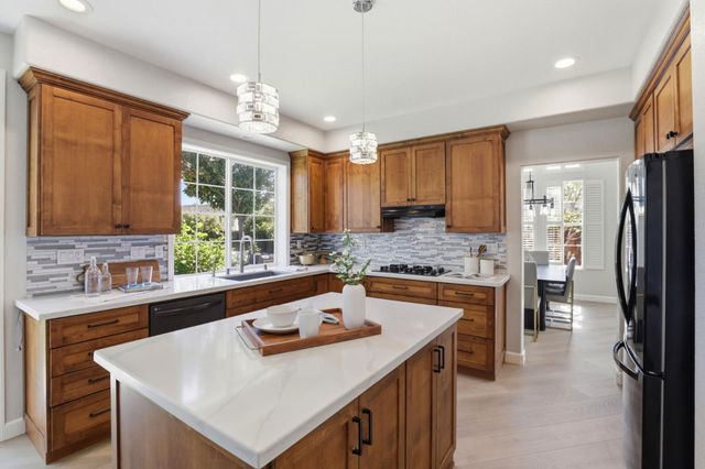 9212 Kestrel Court, Gilroy, CA 95020