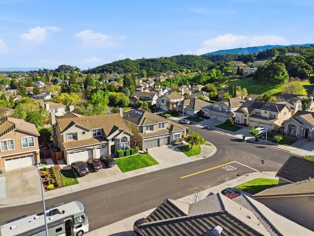 9212 Kestrel Court, Gilroy, CA 95020