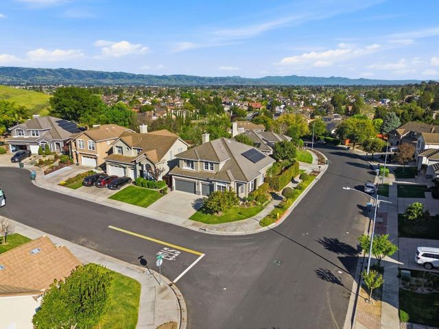 9212 Kestrel Court, Gilroy, CA 95020
