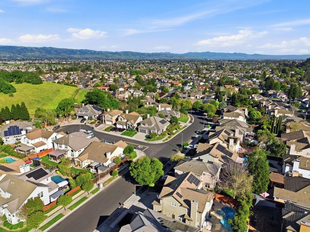 9212 Kestrel Court, Gilroy, CA 95020