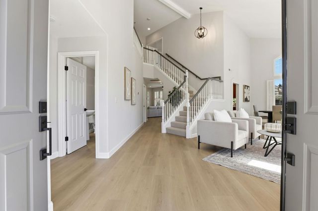 9212 Kestrel Court, Gilroy, CA 95020