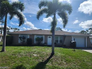 1329 Torreya CIR, North Fort Myers, FL 33917