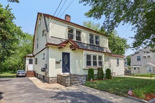 3 Lynnfield Street 2, Peabody, MA 01960