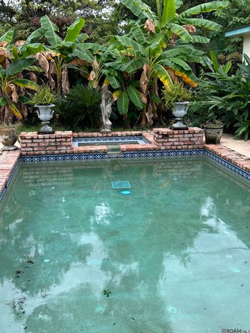 1139 E Riveroaks Dr, Baton Rouge, LA 70815