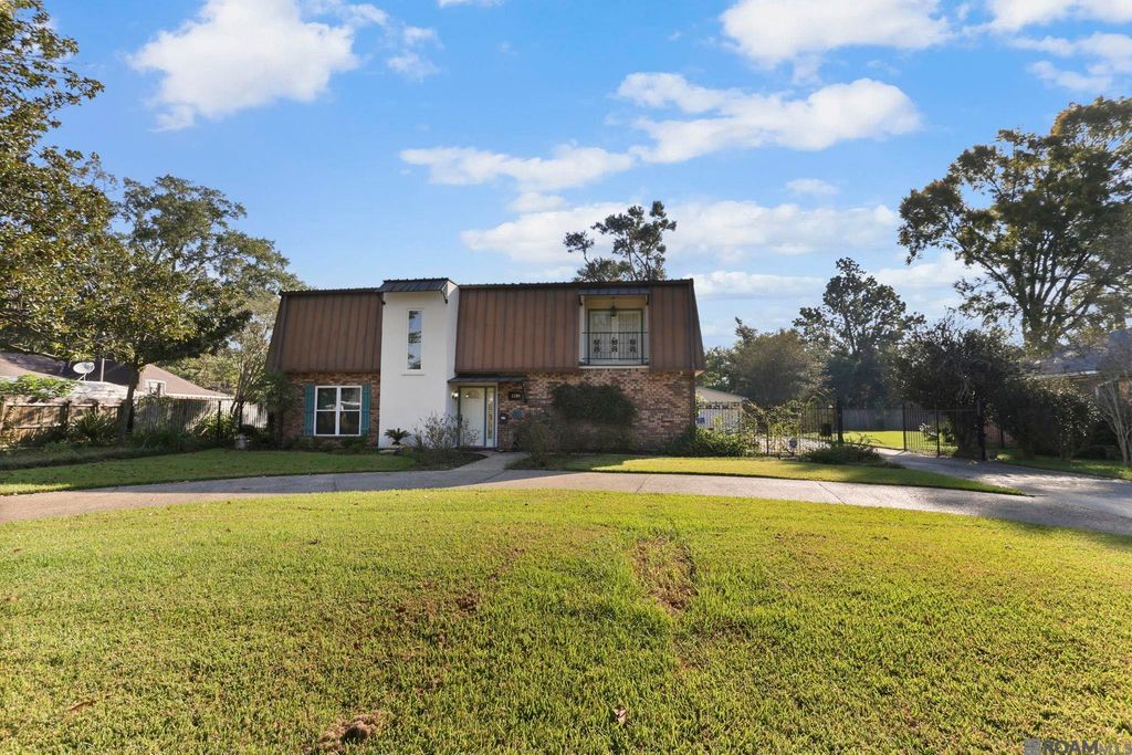 1139 E Riveroaks Dr, Baton Rouge, LA 70815