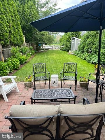 52 N MAIN ST, New Hope, PA 18938