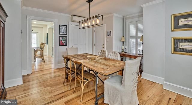 52 N MAIN ST, New Hope, PA 18938