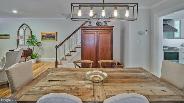 52 N MAIN ST, New Hope, PA 18938