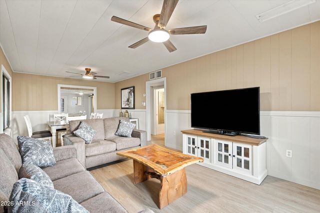 4233 N 32ND Avenue, Phoenix, AZ 85017