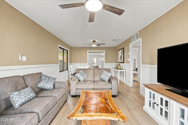 4233 N 32ND Avenue, Phoenix, AZ 85017