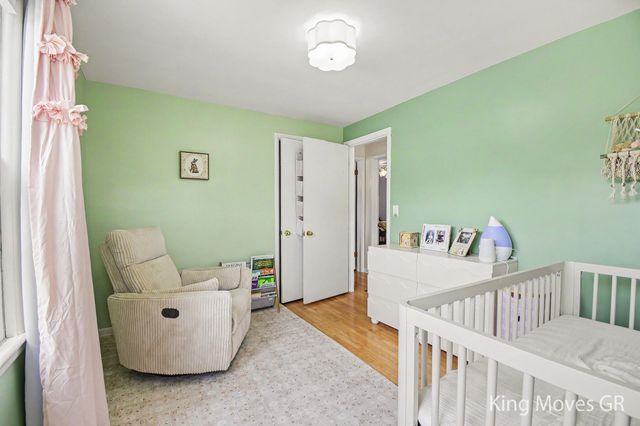 1821 Eastbrook Street SE, Grand Rapids, MI 49508