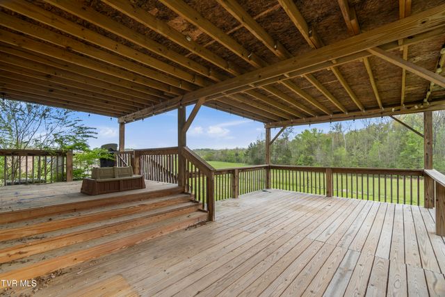 815 Flatwoods Road, Mosheim, TN 37818