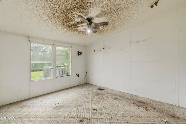 815 Flatwoods Road, Mosheim, TN 37818