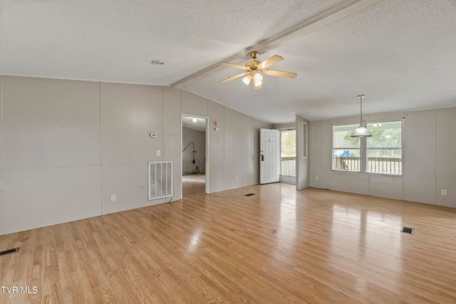 815 Flatwoods Road, Mosheim, TN 37818
