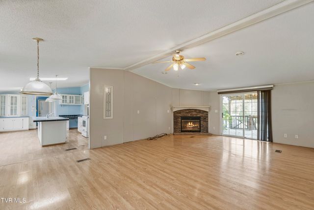 815 Flatwoods Road, Mosheim, TN 37818