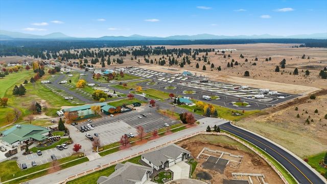 1109 - Unit 21 N Country Club Dr, Deer Park, WA 99006