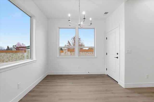 1109 - Unit 21 N Country Club Dr, Deer Park, WA 99006