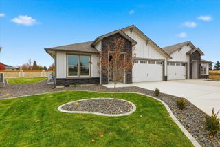 1109 - Unit 21 N Country Club Dr, Deer Park, WA 99006