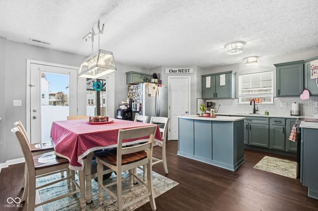 1916 Abbey Lane, Danville, IN 46122