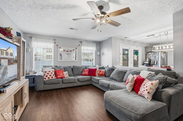 1916 Abbey Lane, Danville, IN 46122